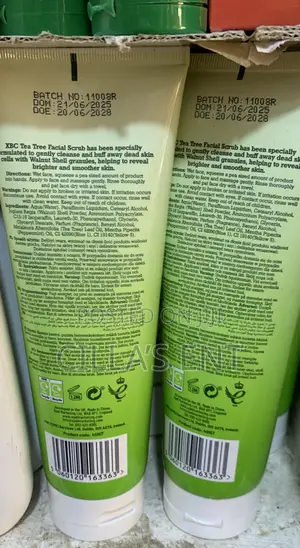 Tea Tree Facial Scrub
