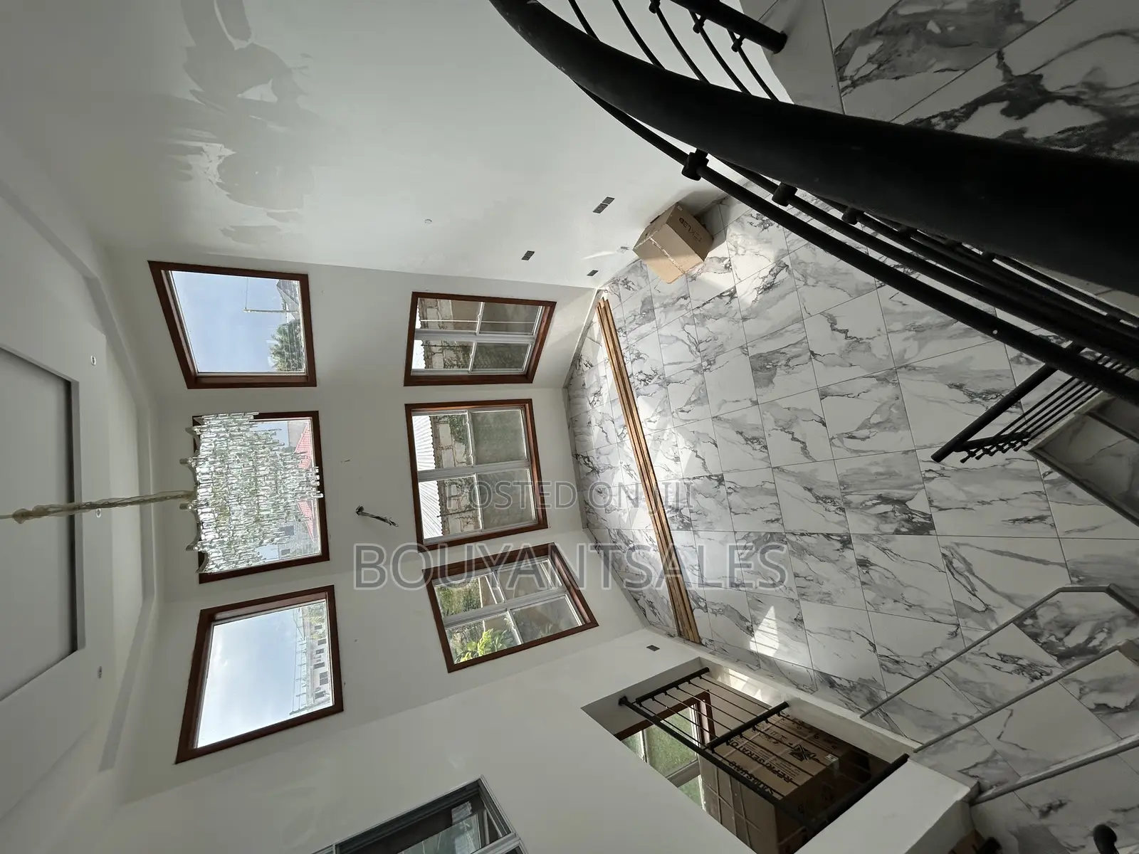 6bdrm House in East Legon for sale