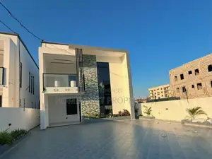 4bdrm Duplex in Hometrust Properties, East Legon for sale