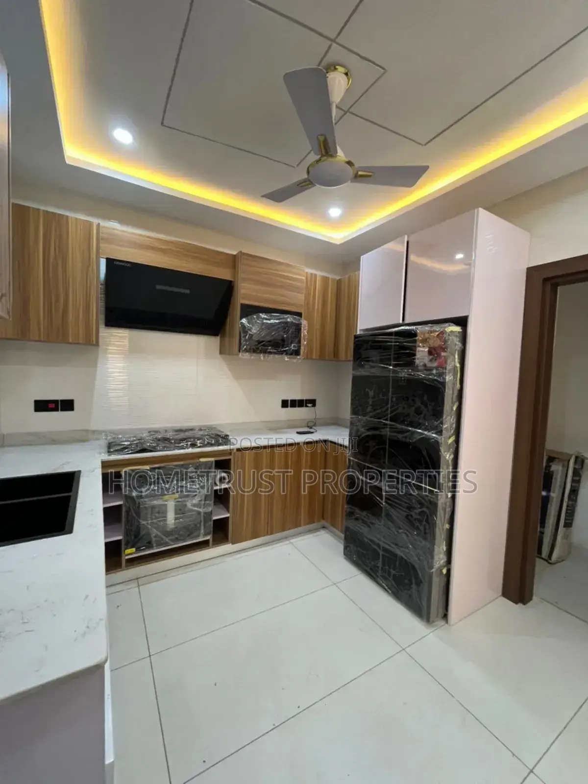 4bdrm Duplex in Hometrust Properties, East Legon for sale