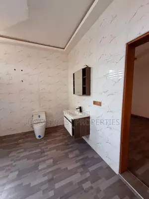 5bdrm Duplex in Hometrust, East Legon for sale