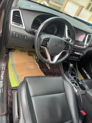 Hyundai Tucson 2017 Brown