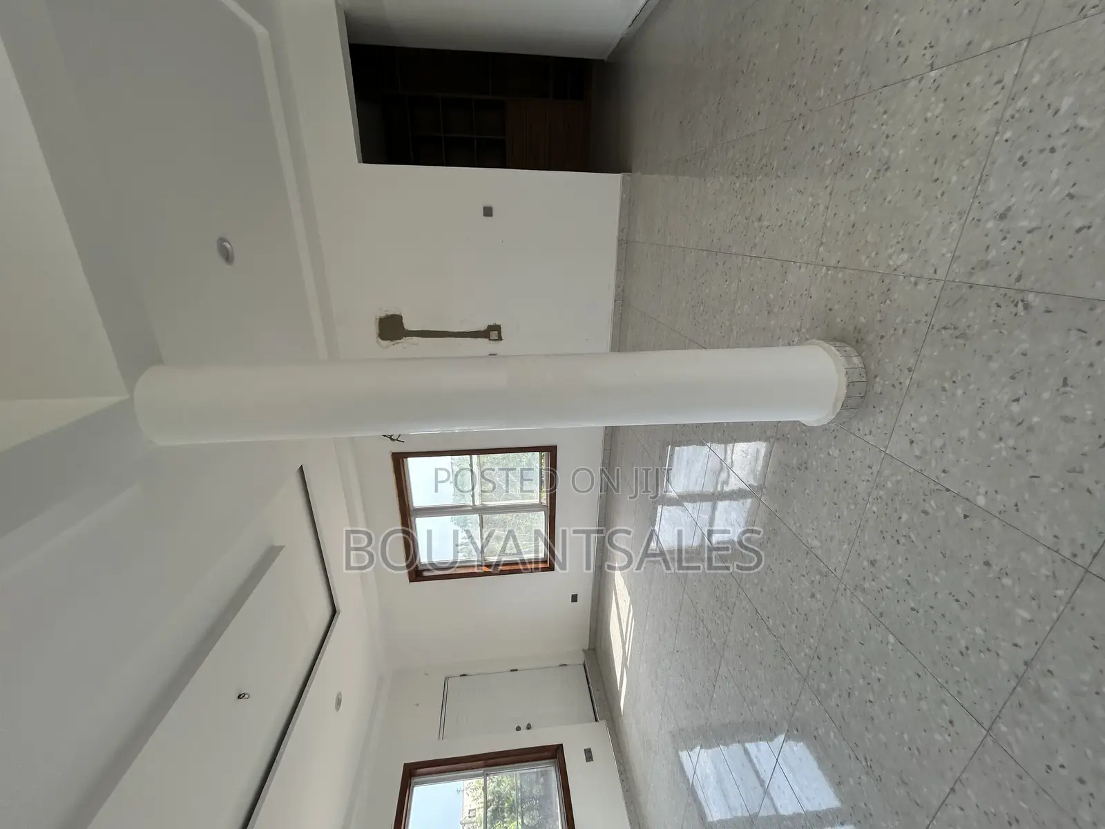 6bdrm House in East Legon for sale