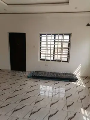 4bdrm Duplex in Hometrust Properties, Amasaman for sale