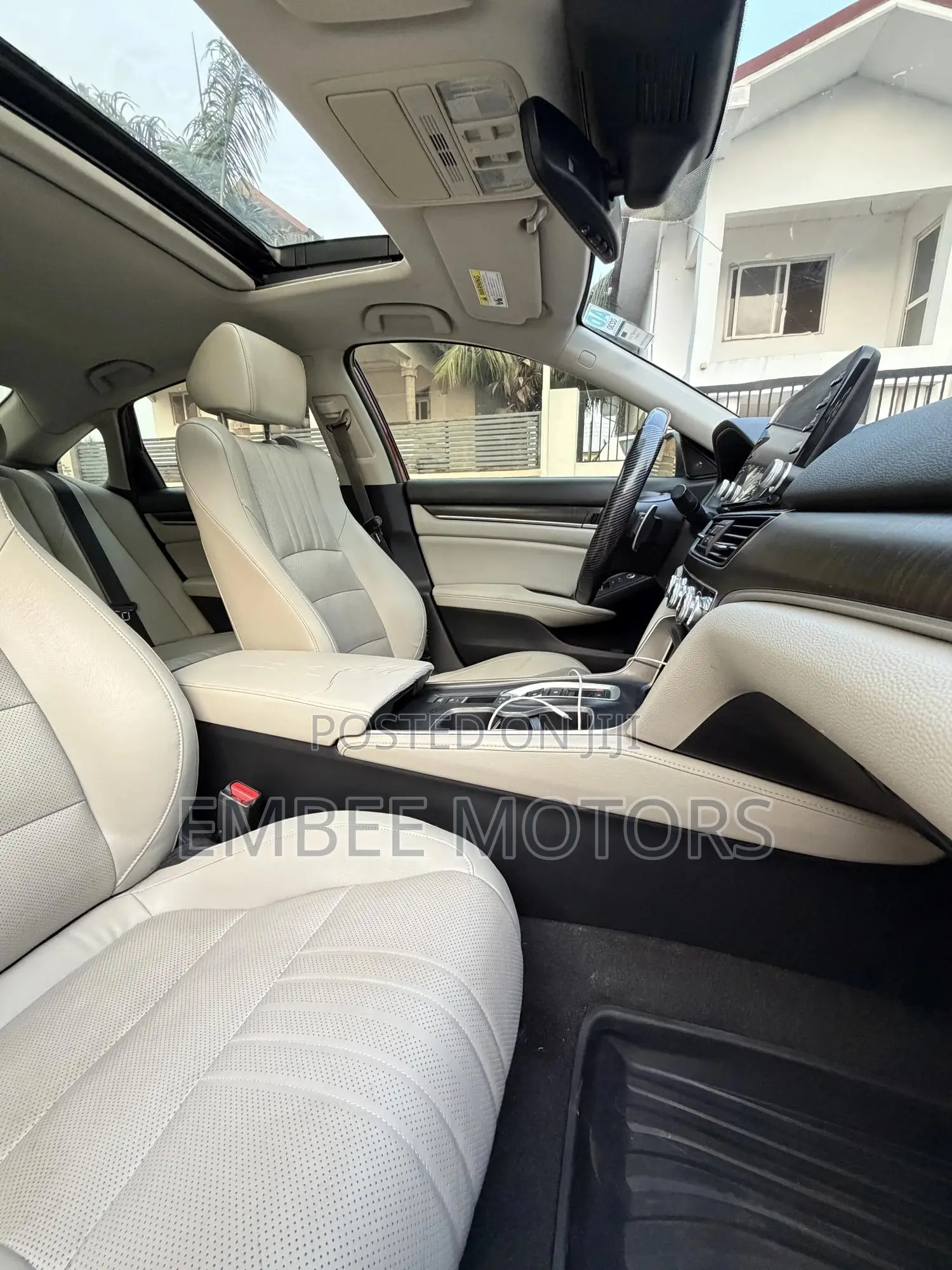 Honda Accord EX-L (2.0L 4cyl Turbo 10A) 2019 Red