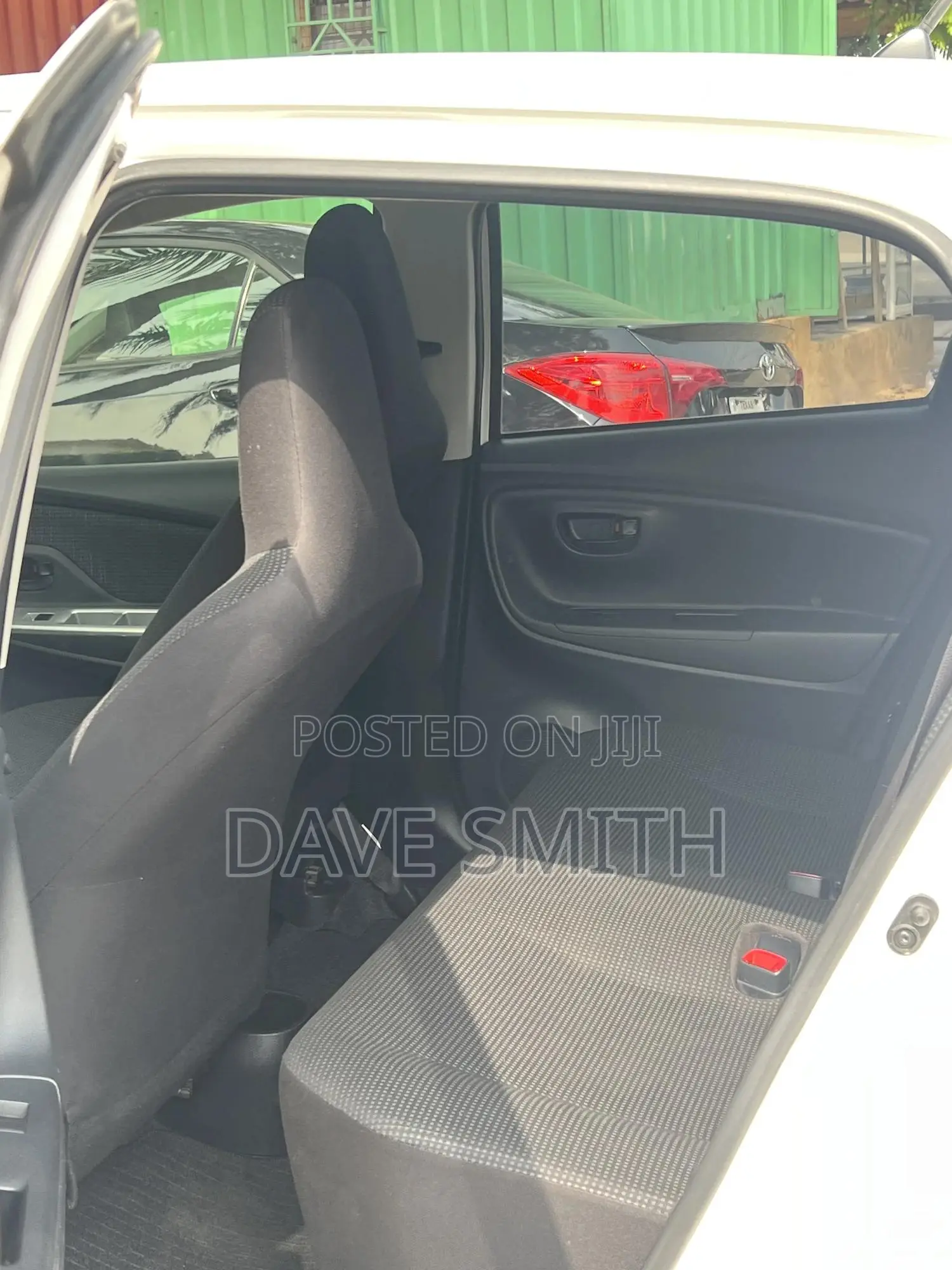 Toyota Vitz 1.5 FWD 3dr 2016 White
