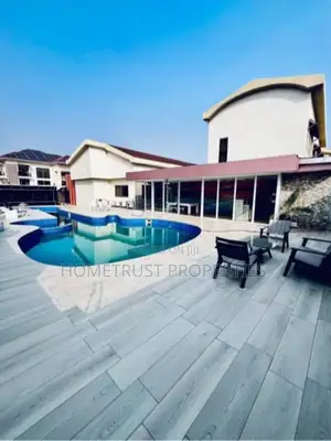 6bdrm Mansion in Hometrust Properties, Labone for sale
