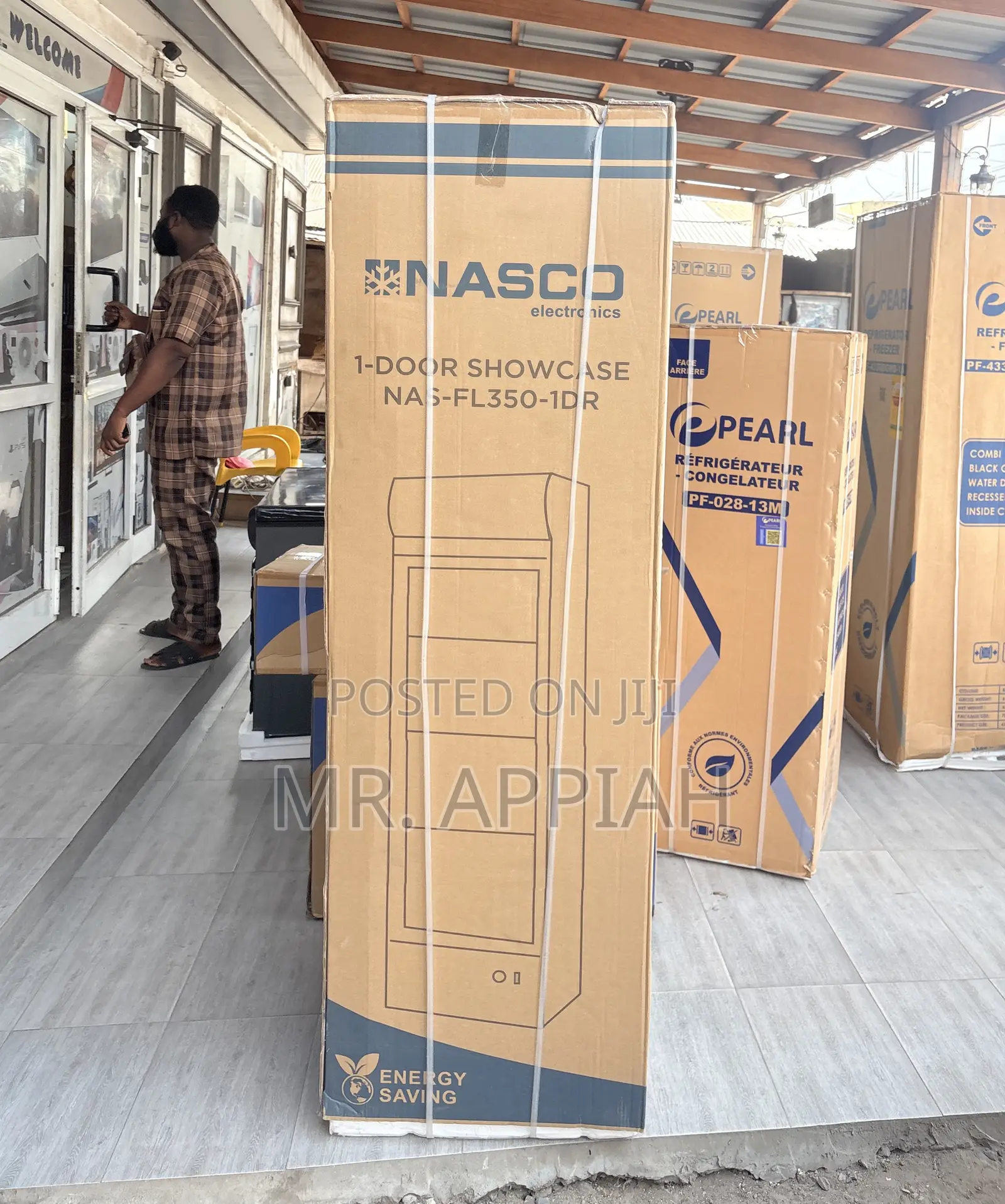 Sleek Design Nasco Single Door Display Refrigerator(Nas-Fl350-1dr).