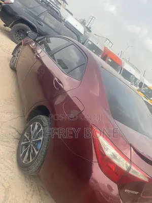 Toyota Corolla LE Eco 4dr Sedan (1.8L 4cyl CVT) 2014 Brown