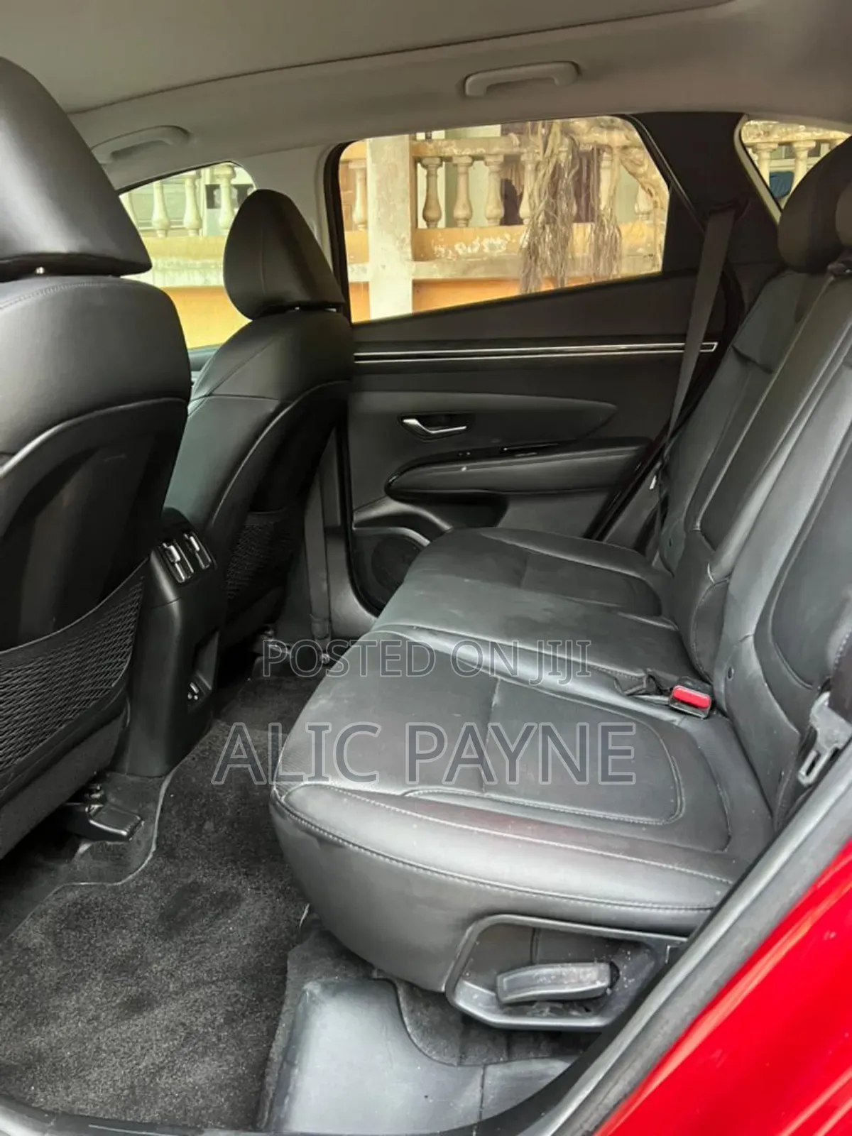 Hyundai Tucson Limited 2024 Red