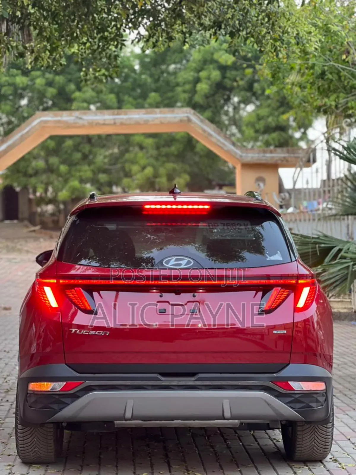 Hyundai Tucson Limited 2024 Red