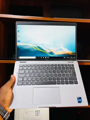 Laptop Dell Latitude 5530 16GB Intel Core I5 SSD 256GB