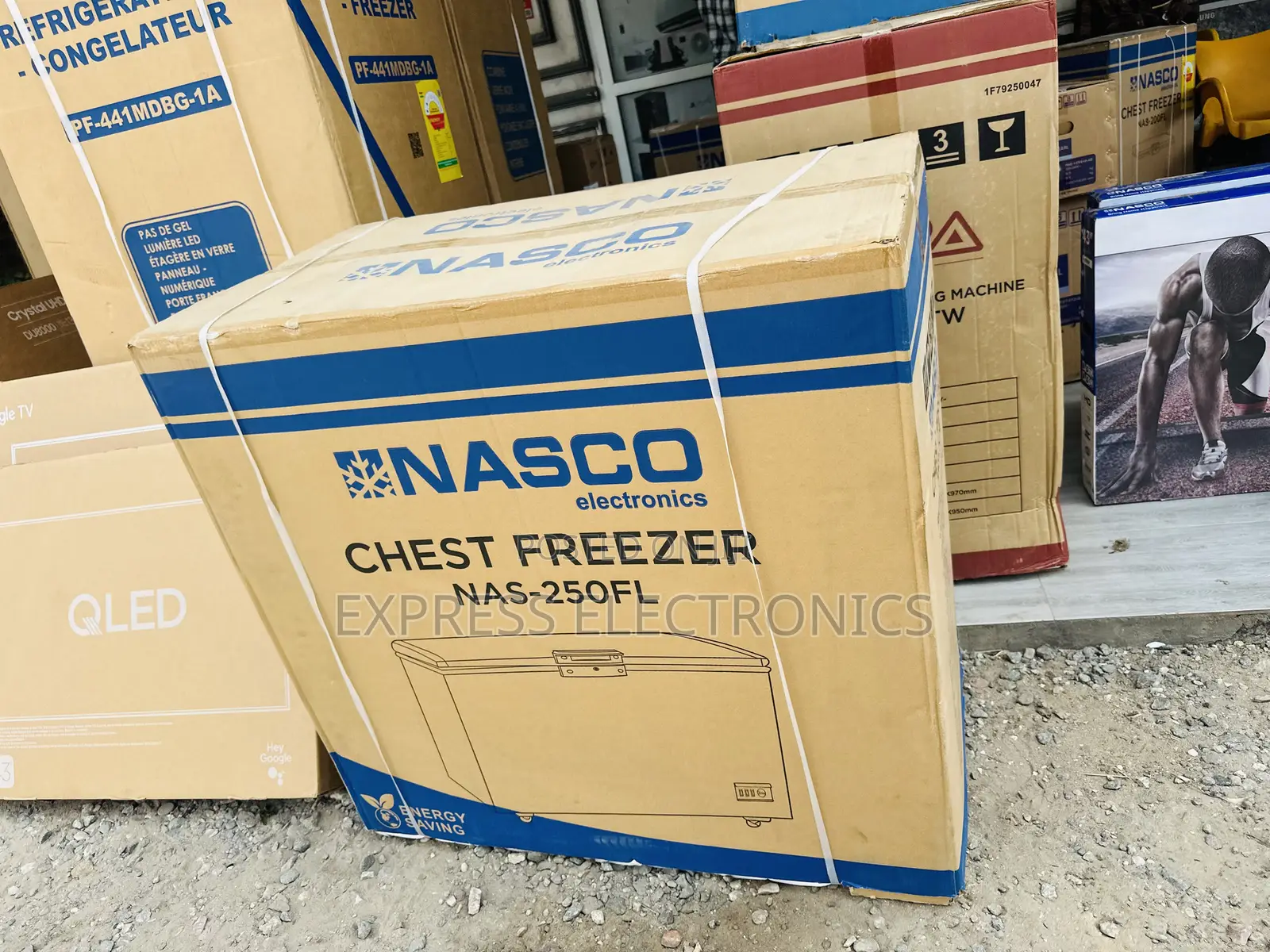 Get a New Chest Freezer Single Door Nasco 200l