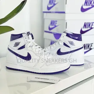 Jordan 1 Court Purple