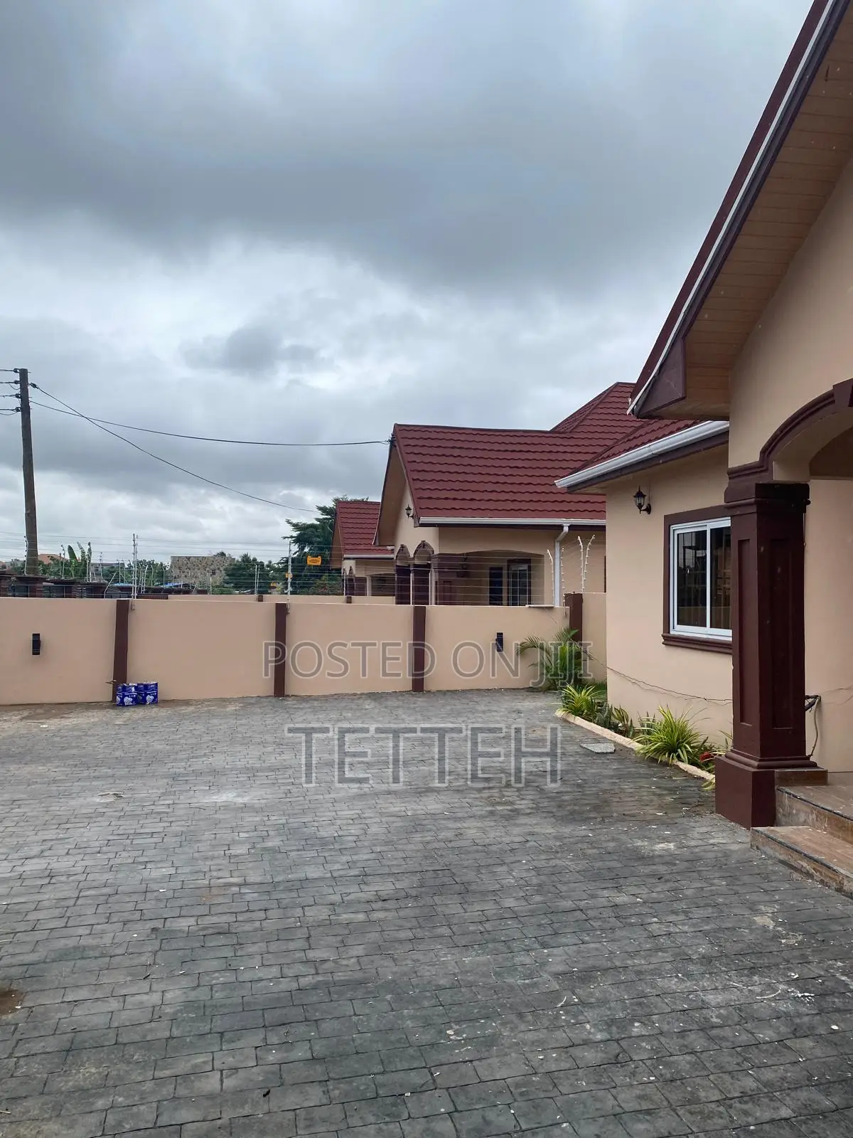 3bdrm Bungalow in Ghana Flag for sale