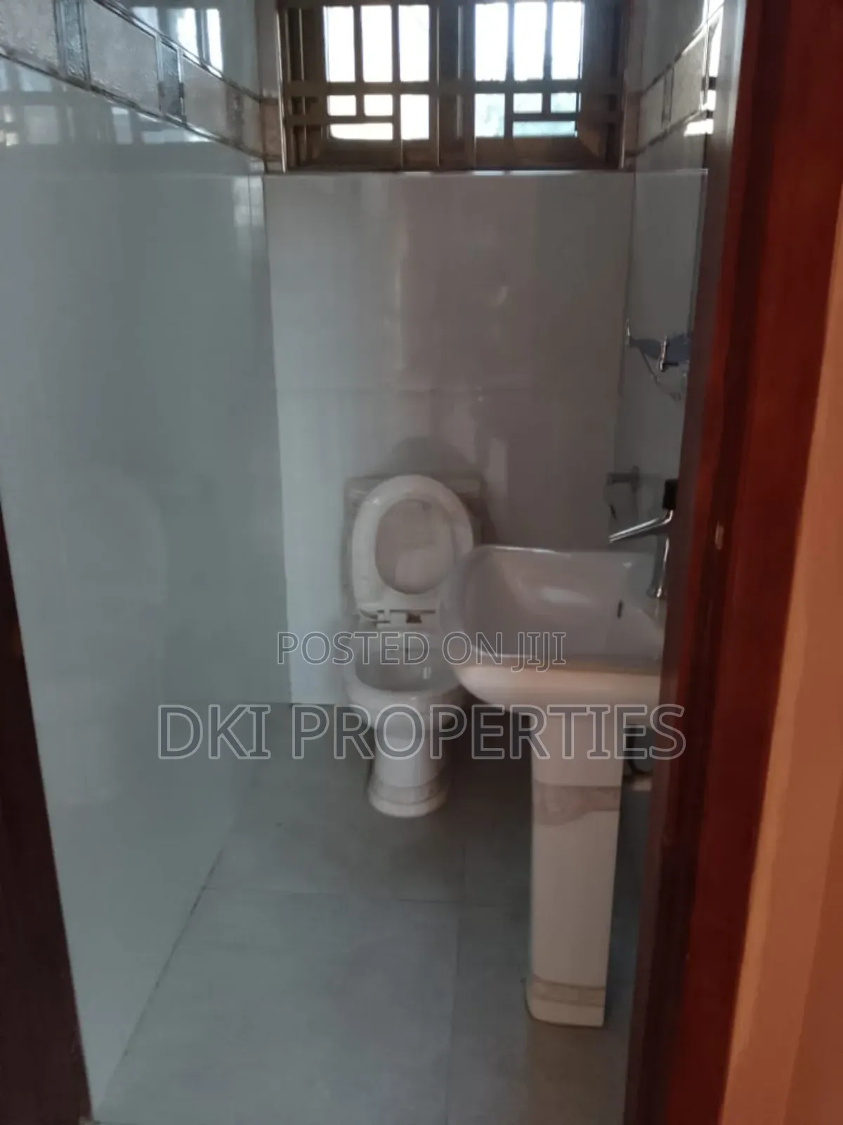 Furnished 5bdrm House in Dki Properties, Appolonia City for rent