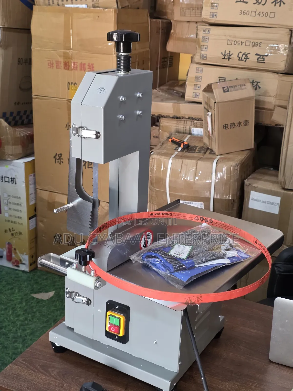 Meat Cutting (Bone Saw) Machine
