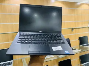 Laptop Dell Latitude 7390 8GB Intel Core i5 SSD 256GB