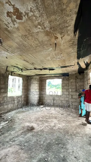 6bdrm House in Alex Otuo Properties, Kumasi Metropolitan for sale