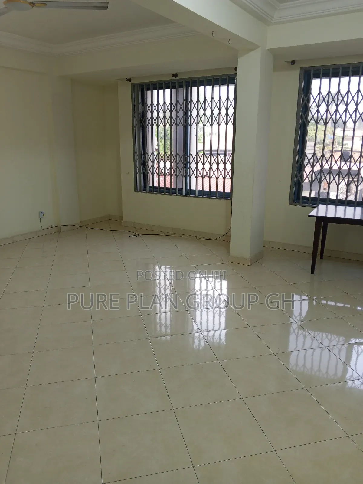 3bdrm Apartment in Abelemkpe, Lincoln School Area for rent