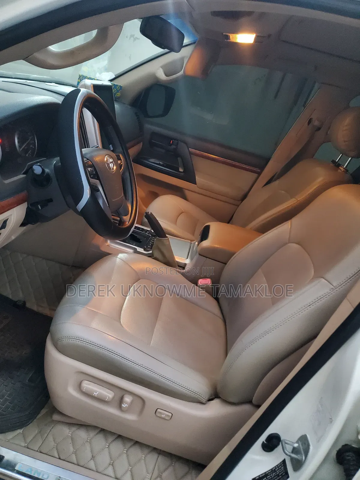 Toyota Land Cruiser 2017 White