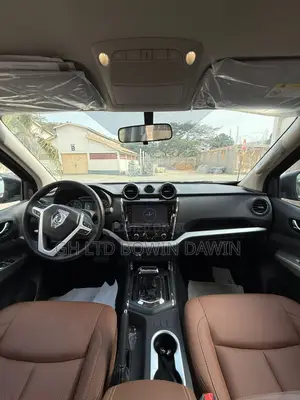 New Nissan Pick-Up 2025 Black