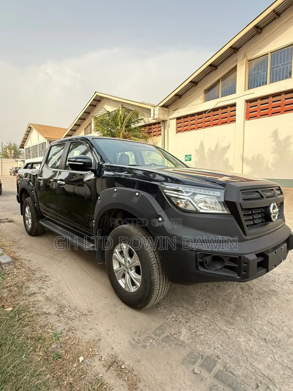 New Nissan Pick-Up 2025 Black