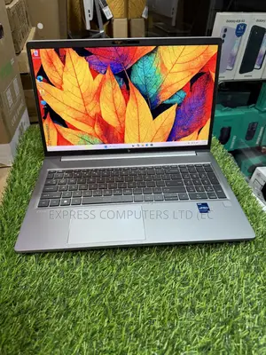 Laptop HP ZBook Power G9 I7 24GB Intel Core I7 SSD 1T