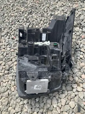 Hyundai Santa Fe Headlights