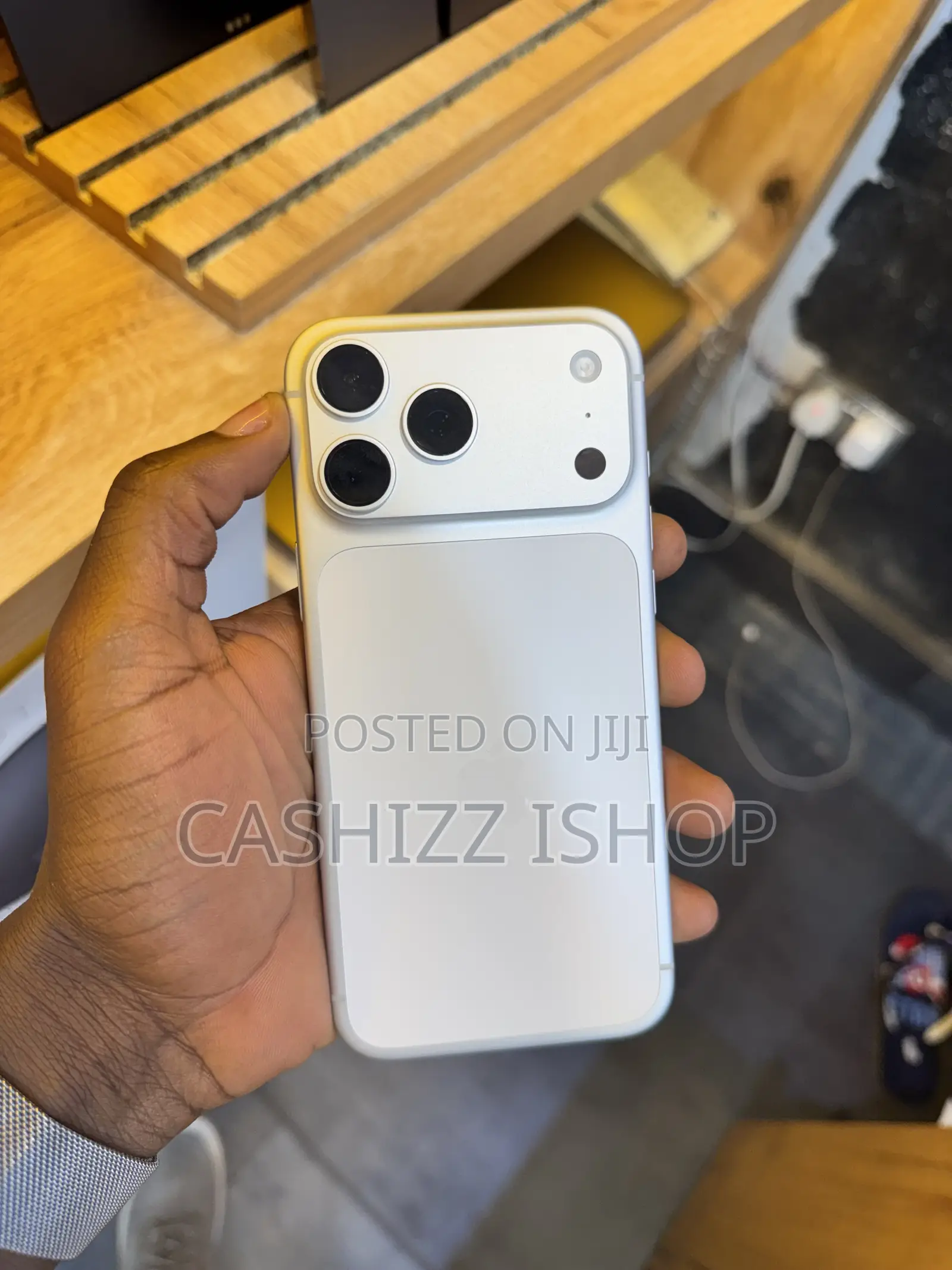 Apple iPhone 17 Pro Max 256 GB White