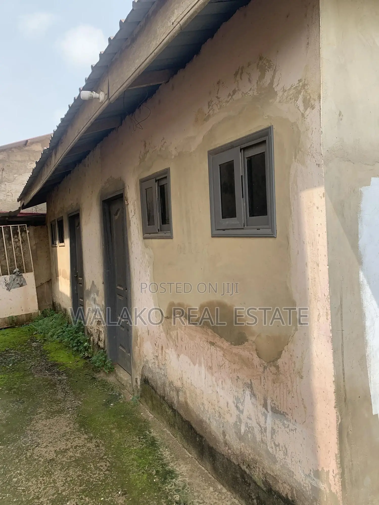 4 Single Room Self For Sale