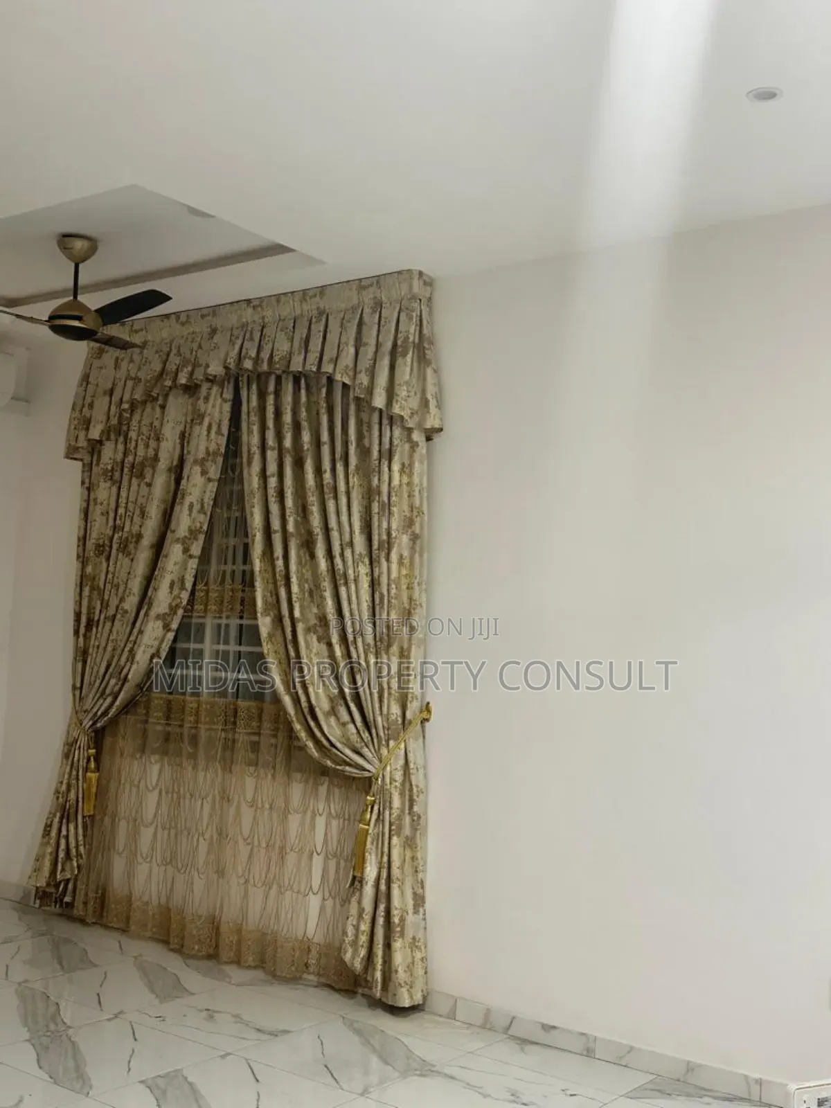 4bdrm House in Lakeside Estates for rent