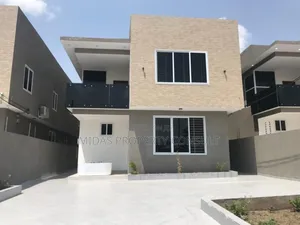 4bdrm House in Lakeside Estates for rent
