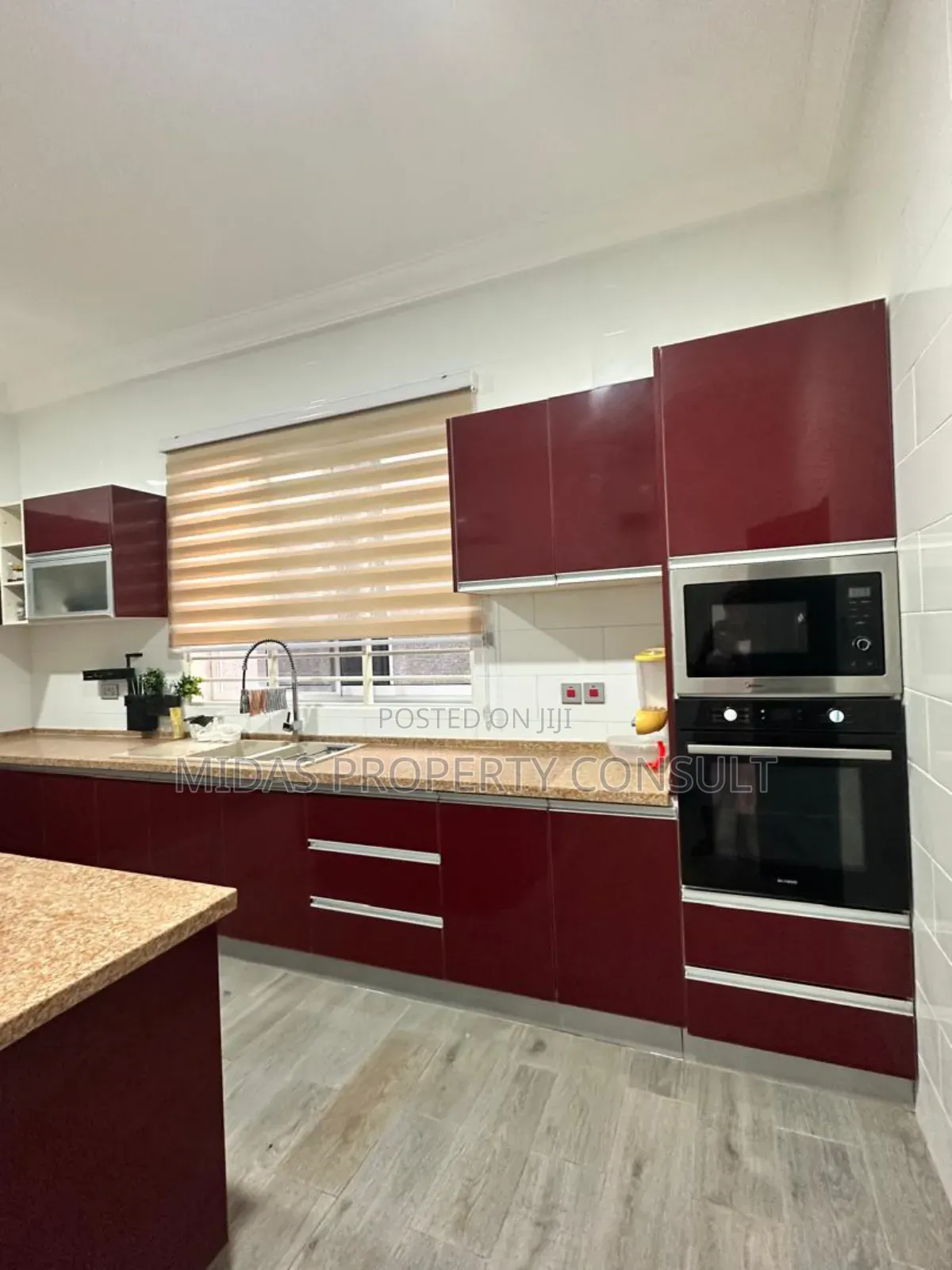 4bdrm House in Lakeside Estates for rent