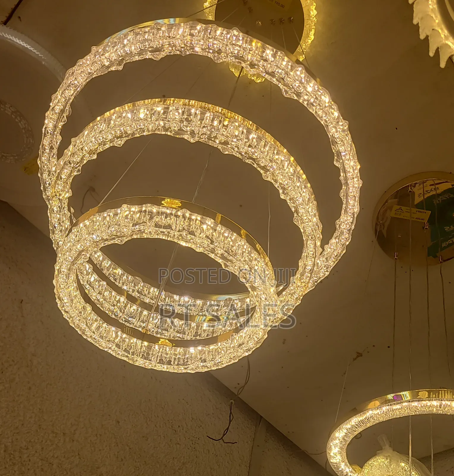 Crystal Body Chandelier Light