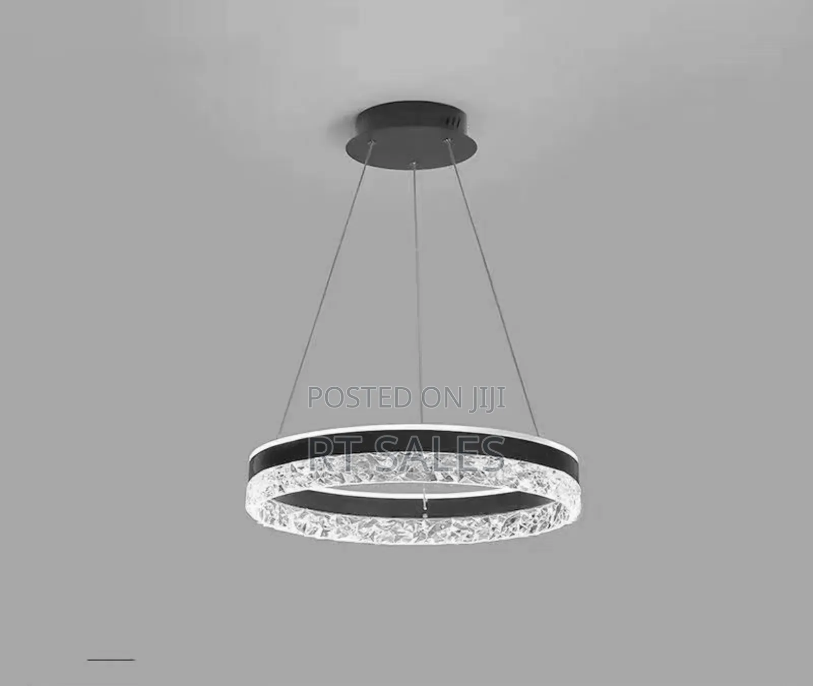 Bkack Round Luxurious Chandelier Light