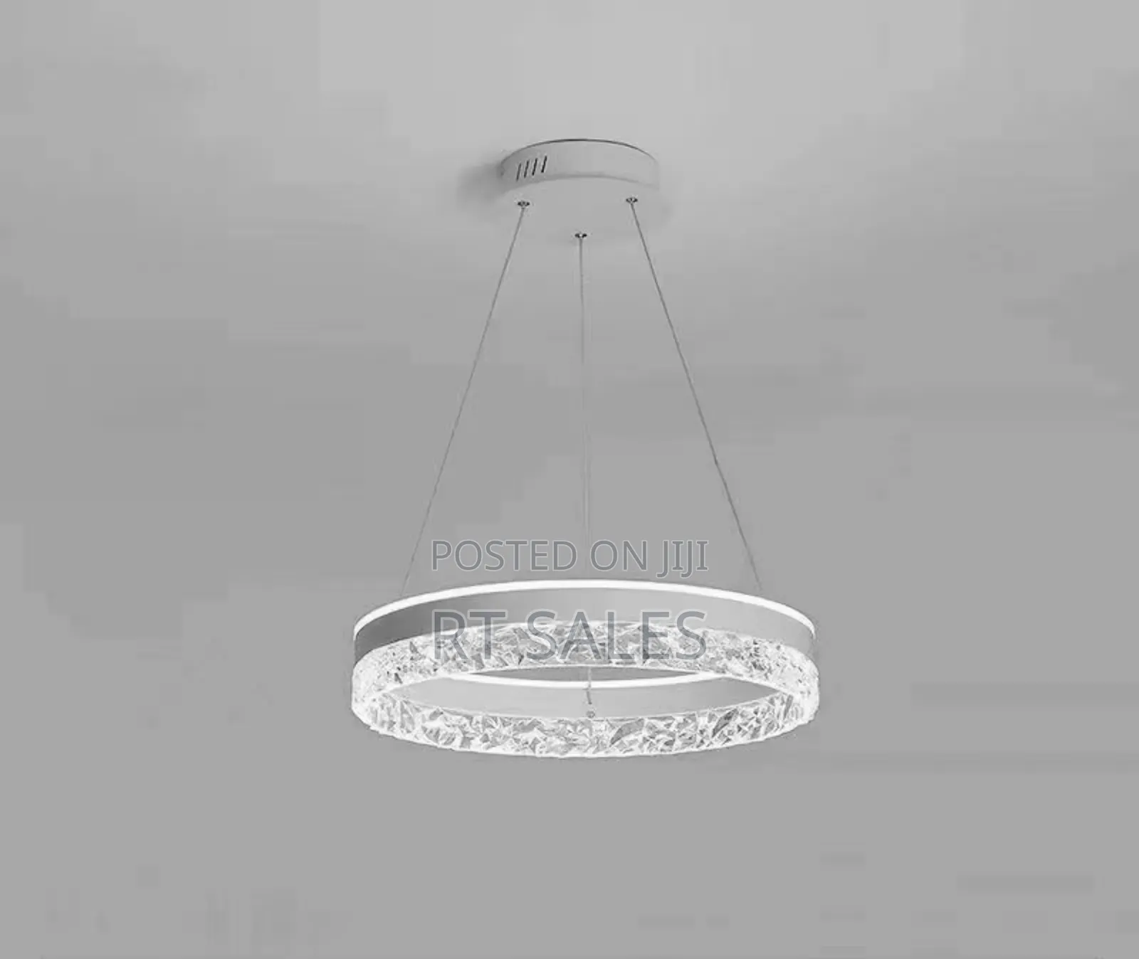White Round Luxurious Chandelier Light