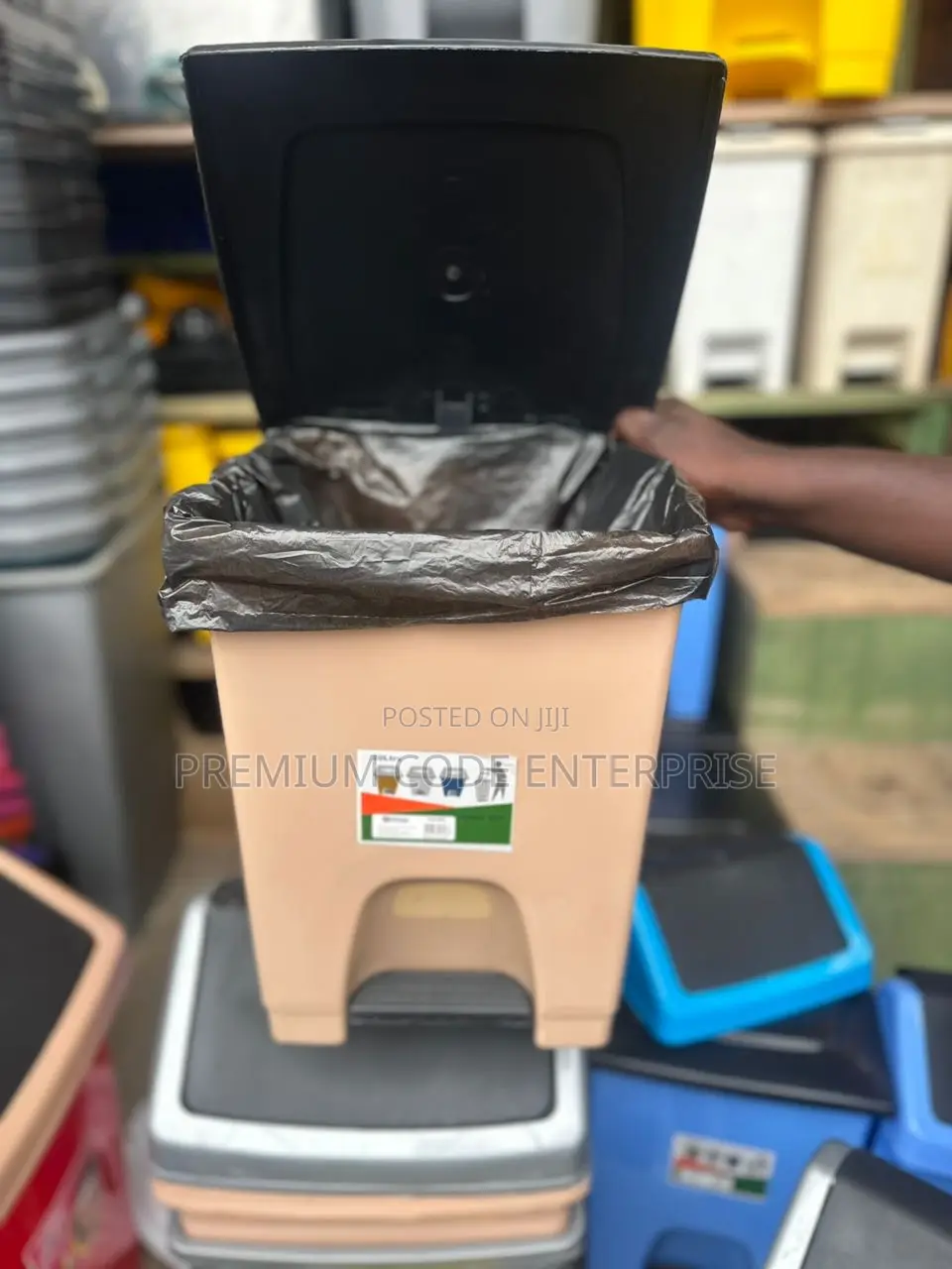 20 Liter Bin Liner/Garbage Liner/Bin Bag - Black