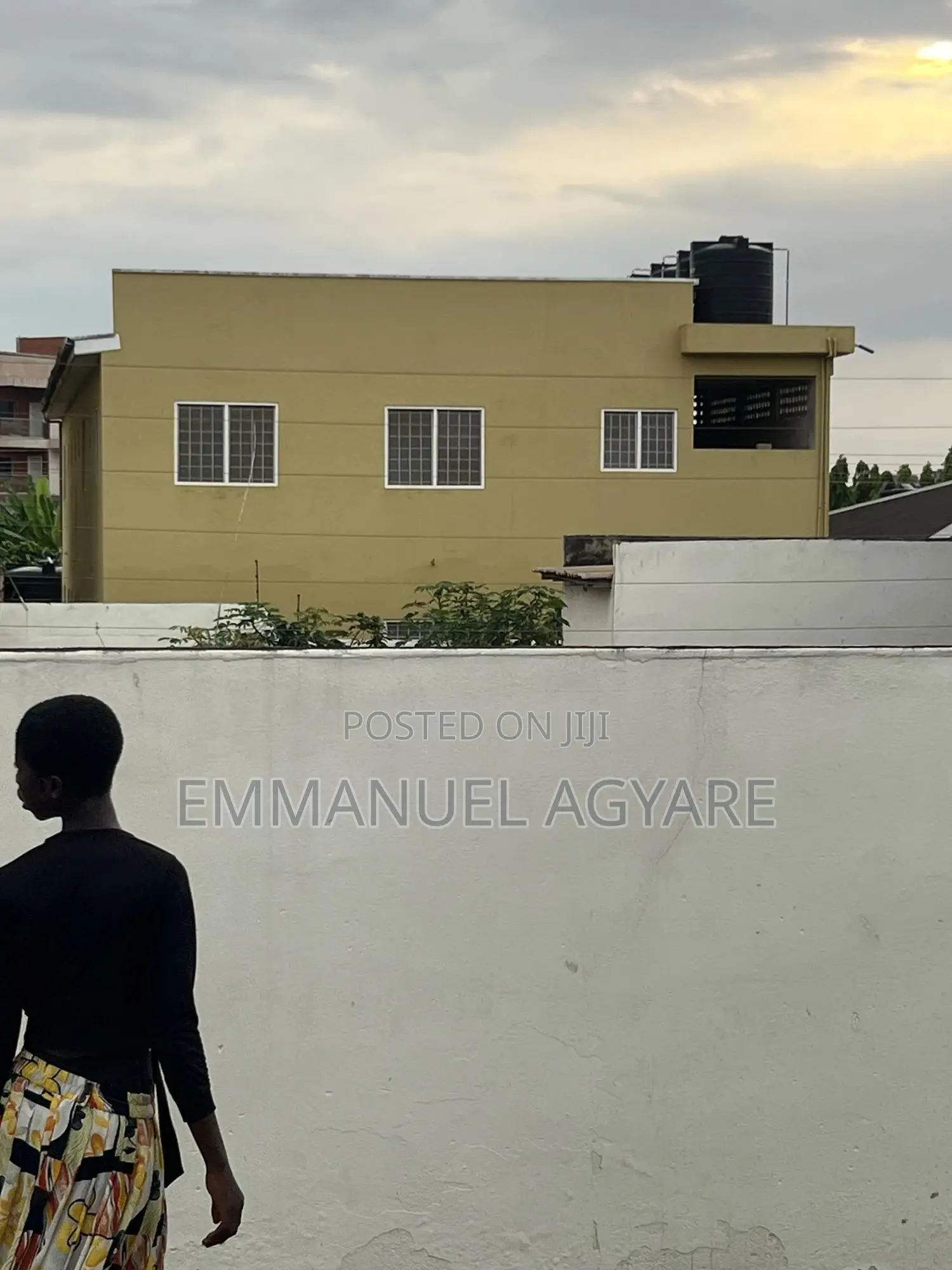 4bdrm Block of Flats in Gifted Hands Estate, CP for rent