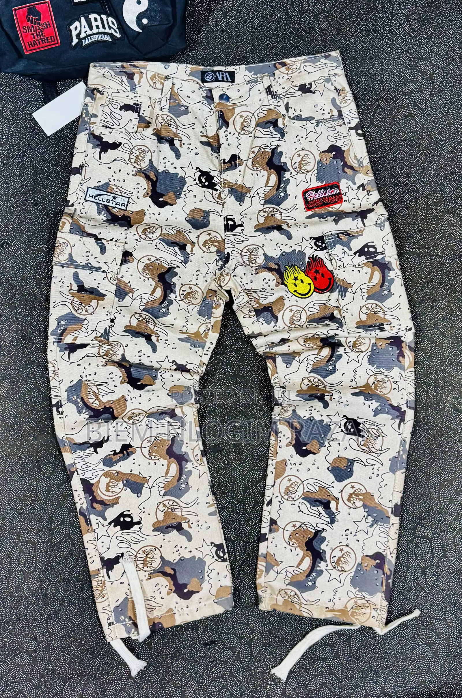 Topmost Quality Amiri N Balenciaga Baggy Jeans Available in Stock