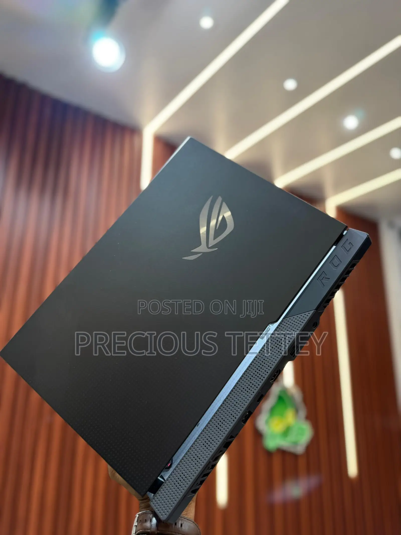 Laptop Asus TUF Gaming A15 32GB AMD Ryzen 7 SSD 1T