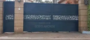 Design Galvanise Metal Sliding Entrance Main Gate With Small Door
