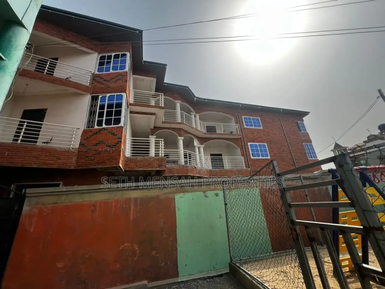 18bdrm Apartment in Skm, Polo Park for rent