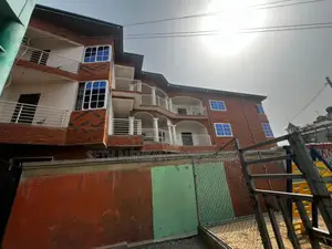 18bdrm Apartment in Skm, Polo Park for rent