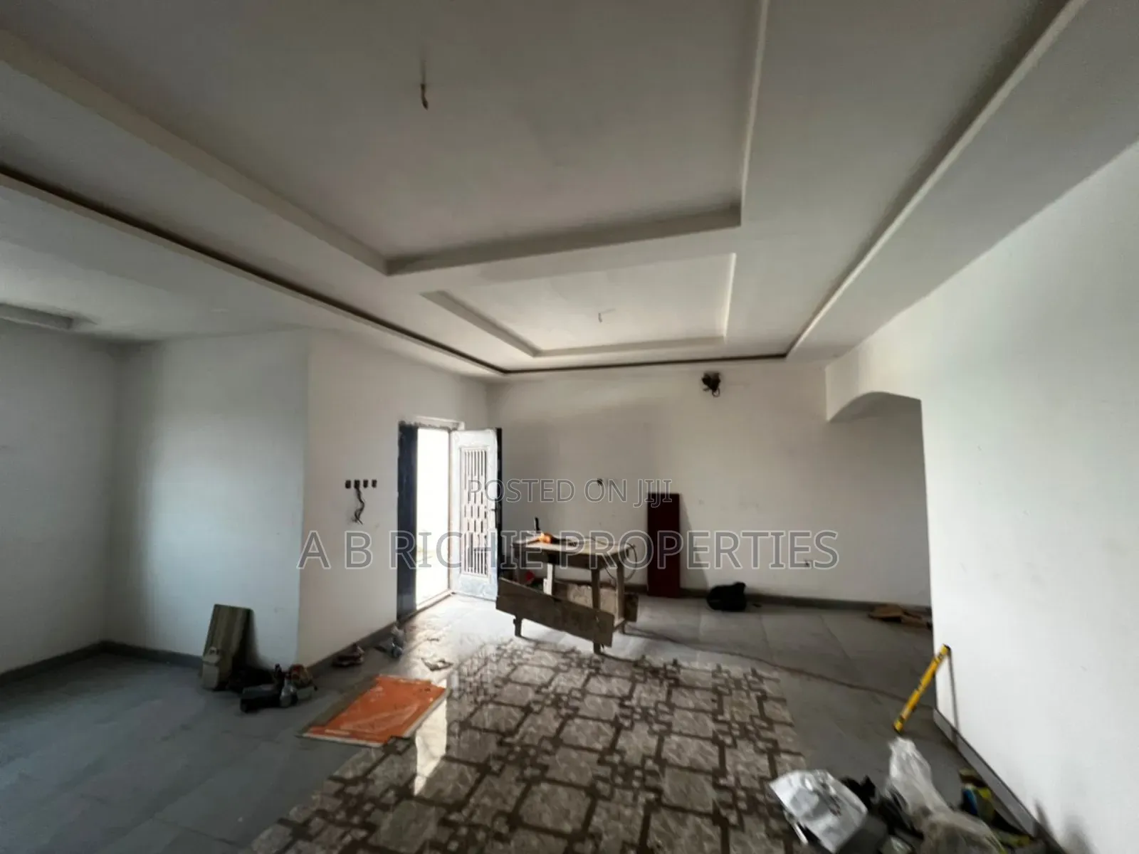 18bdrm Apartment in Ab Richie Properties, Abelemkpe for rent