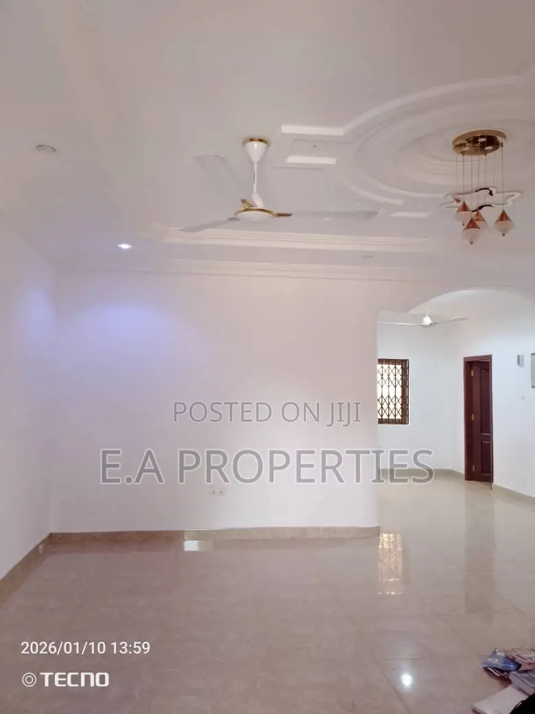 3bdrm House in E A Properties, Frafraha for rent