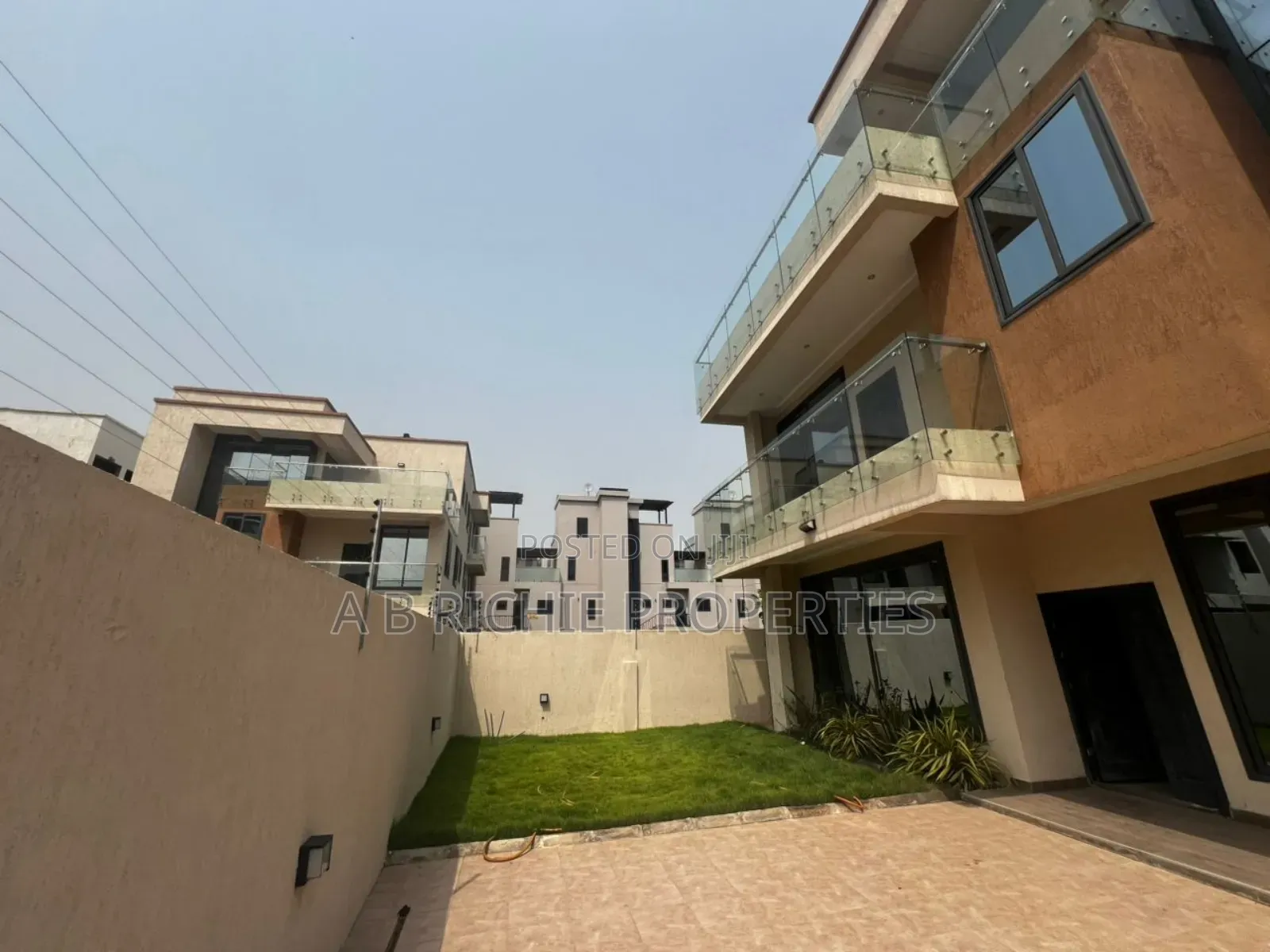 5bdrm House in Ab Richie Properties, Roman Ridge for sale