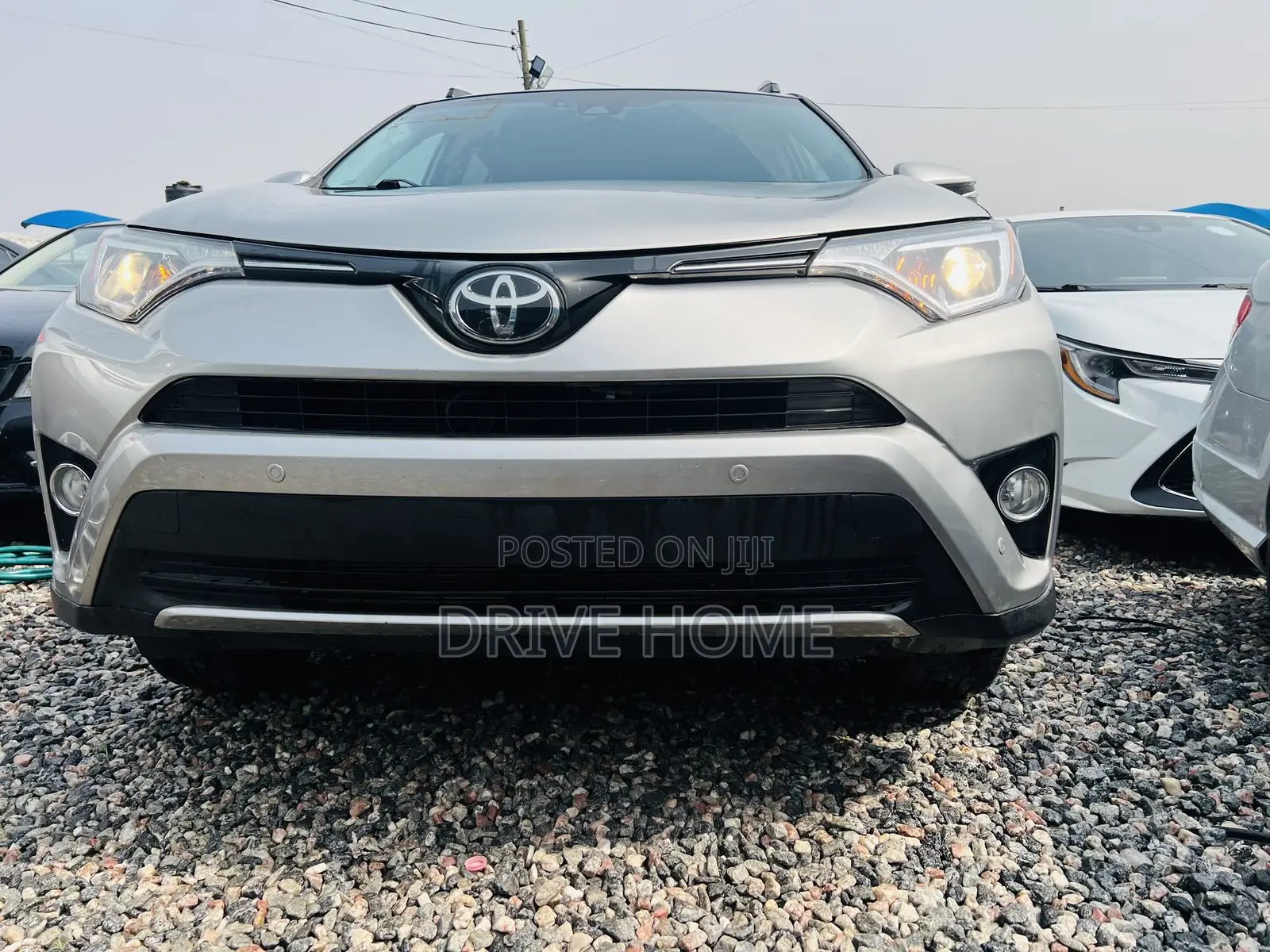 Toyota RAV4 XLE AWD (2.5L 4cyl 6A) 2017