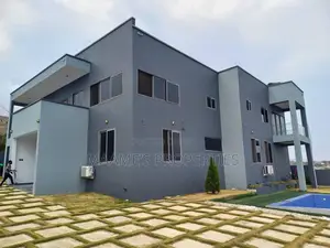5bdrm Duplex in Bortiano for sale