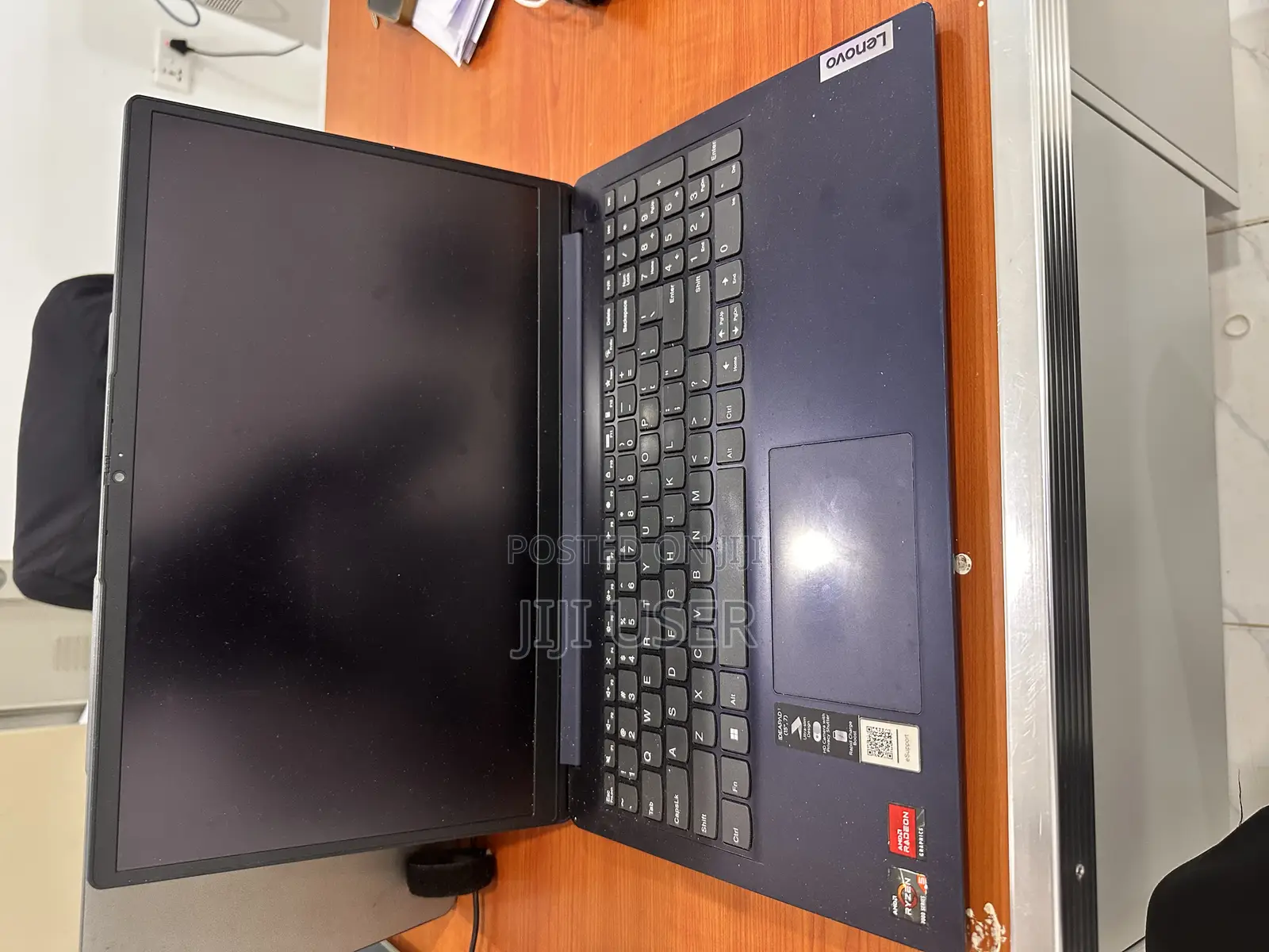 Laptop Lenovo Ideapad 3 8GB AMD SSD 256GB